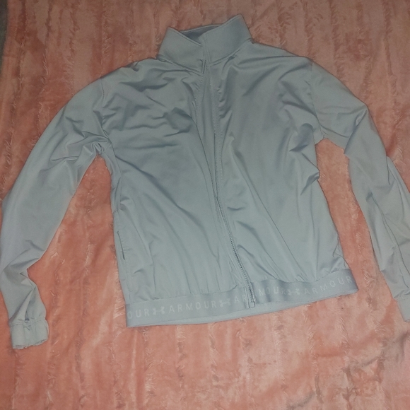 Under Armour running jacket Size M - Picture 1 of 4